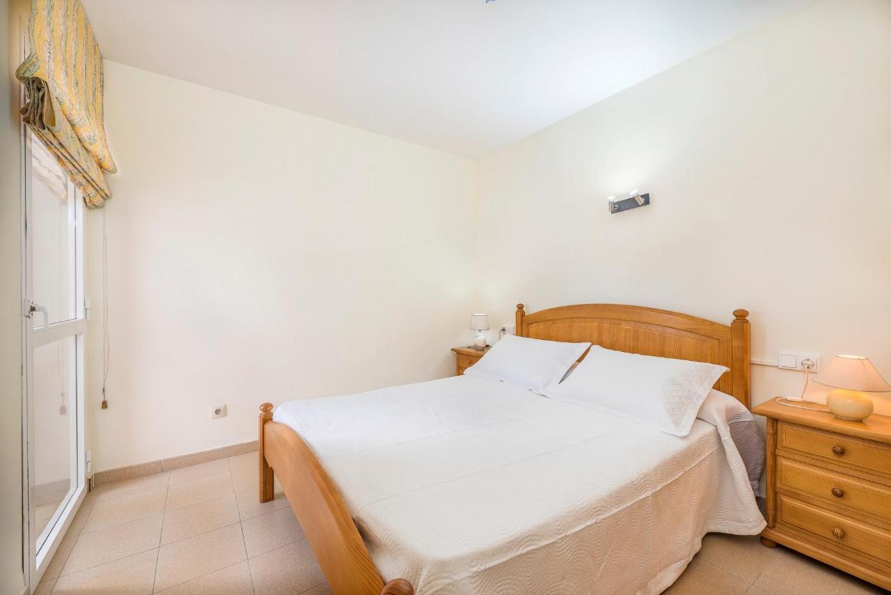 Apartamento Playa De Los Pinos Alcudia  Exterior photo